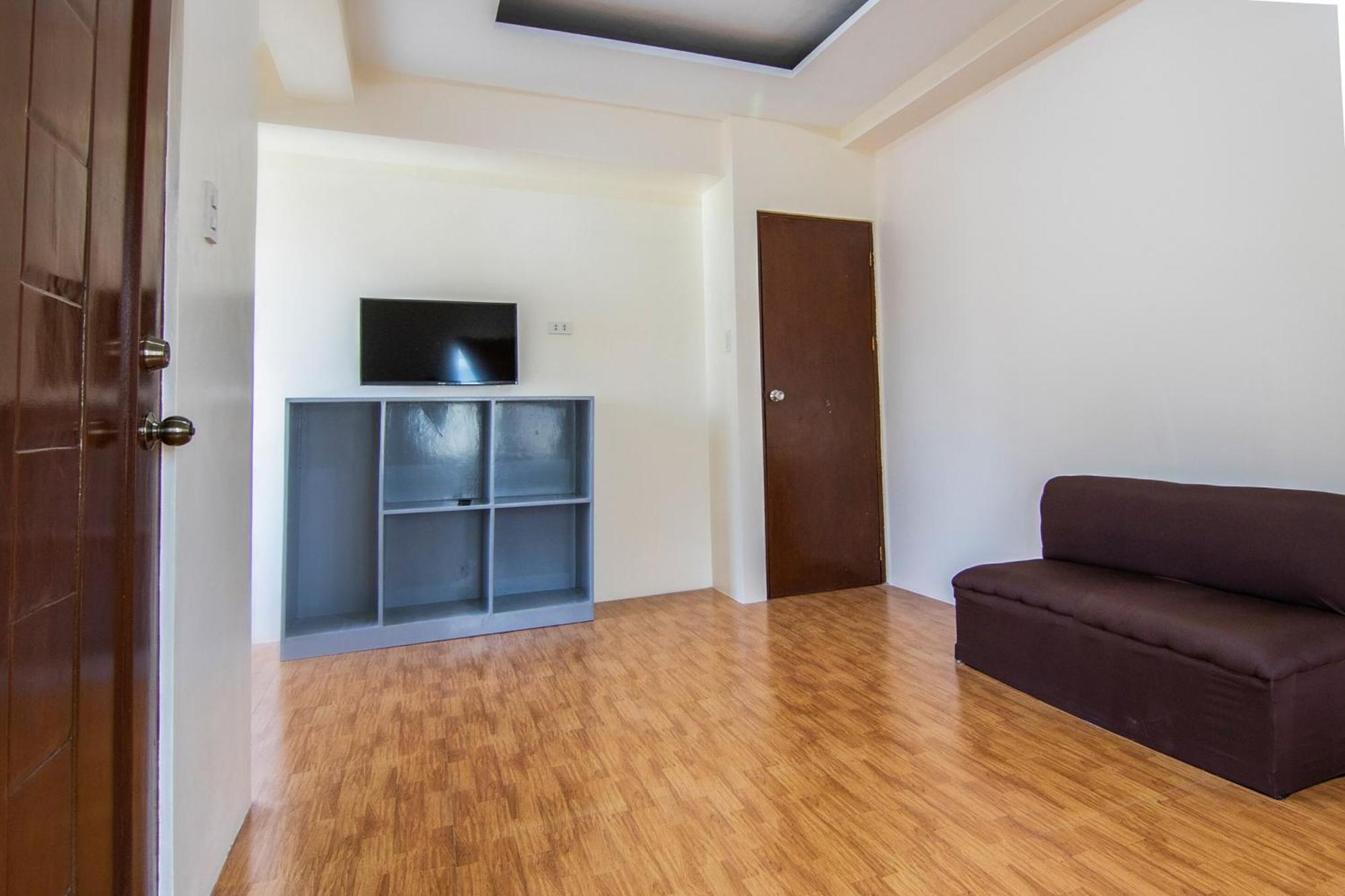 Oyo 431 Apollo 11 Apartelle Pasay Exterior foto