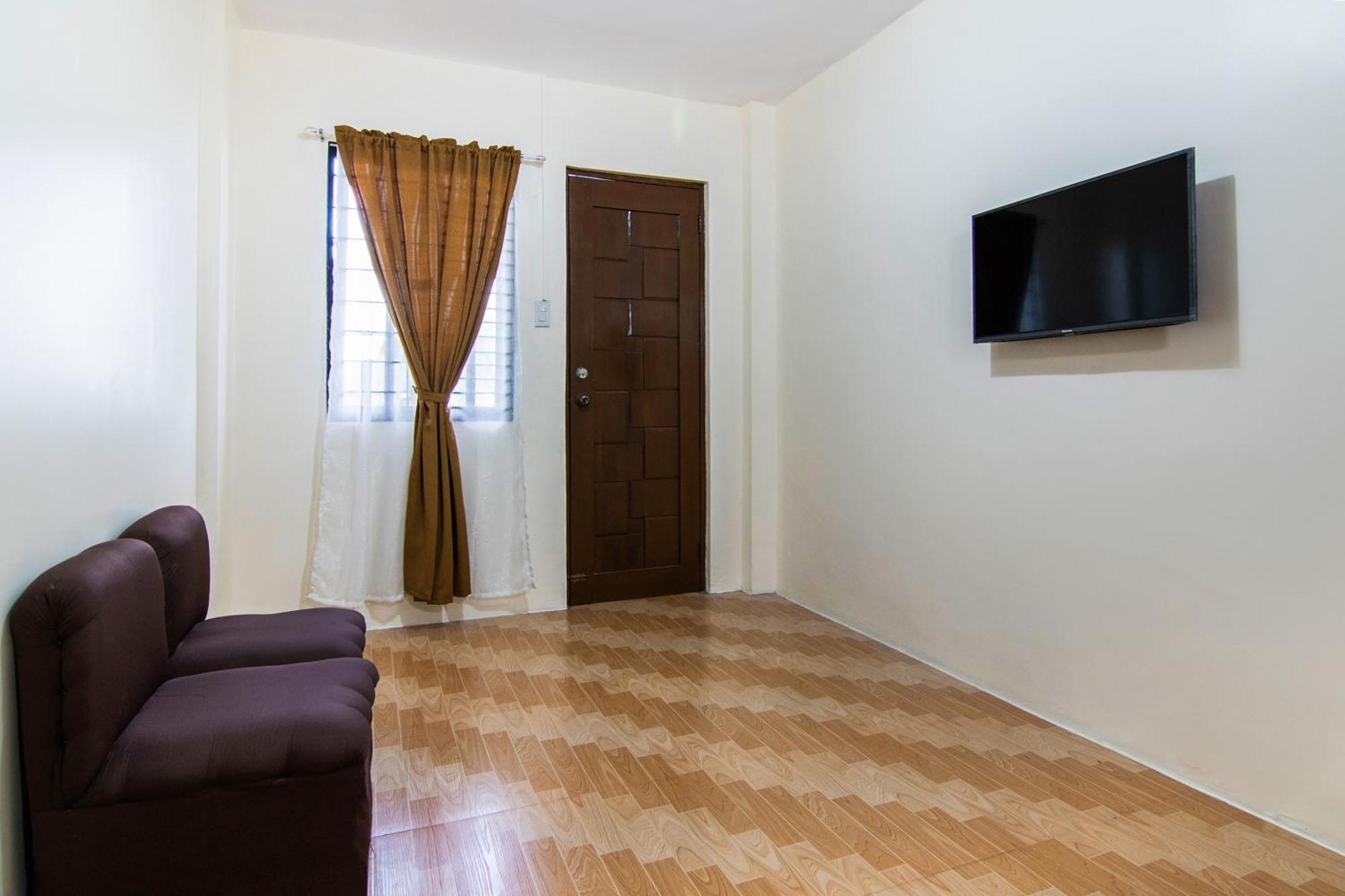 Oyo 431 Apollo 11 Apartelle Pasay Exterior foto